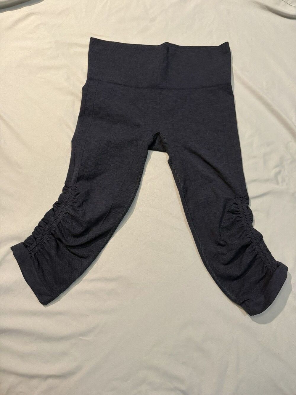 Lululemon In The Flow Crop II Leggings Sz 4 Blue Heather Ruched Capri